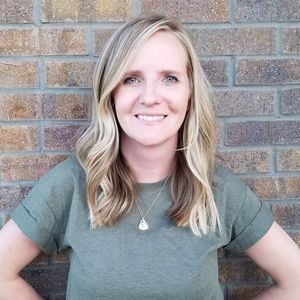 Meet your Posher, Mercedes